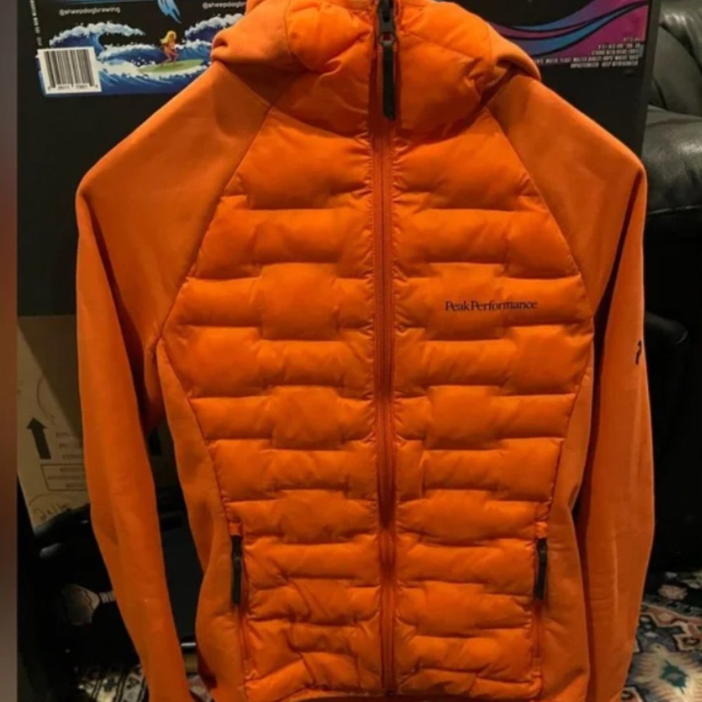 Peak Performance Small Helium Hybrid Jacket